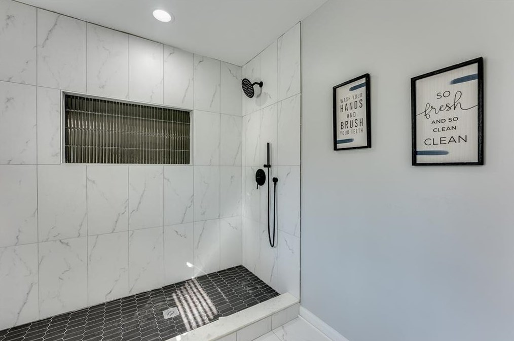 1368 Oakcrest Dr, Atlanta GA  30311-3055 exterior