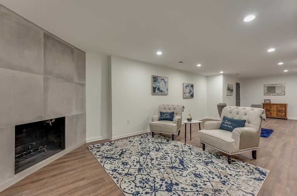 1368 Oakcrest Dr, Atlanta GA  30311-3055 exterior