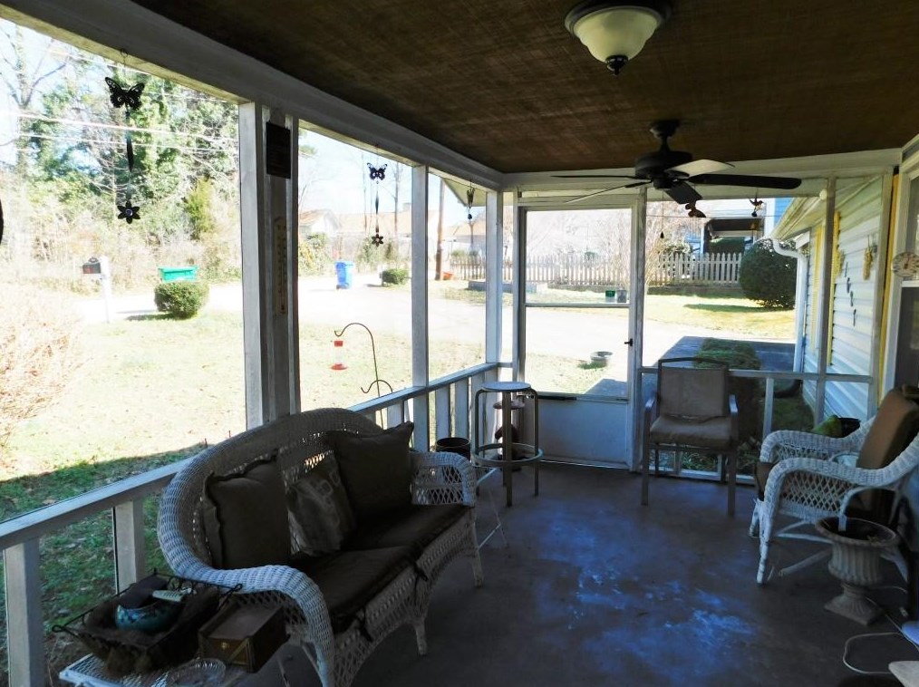 1627 Wainwright Dr, Atlanta GA  30316-2715 exterior