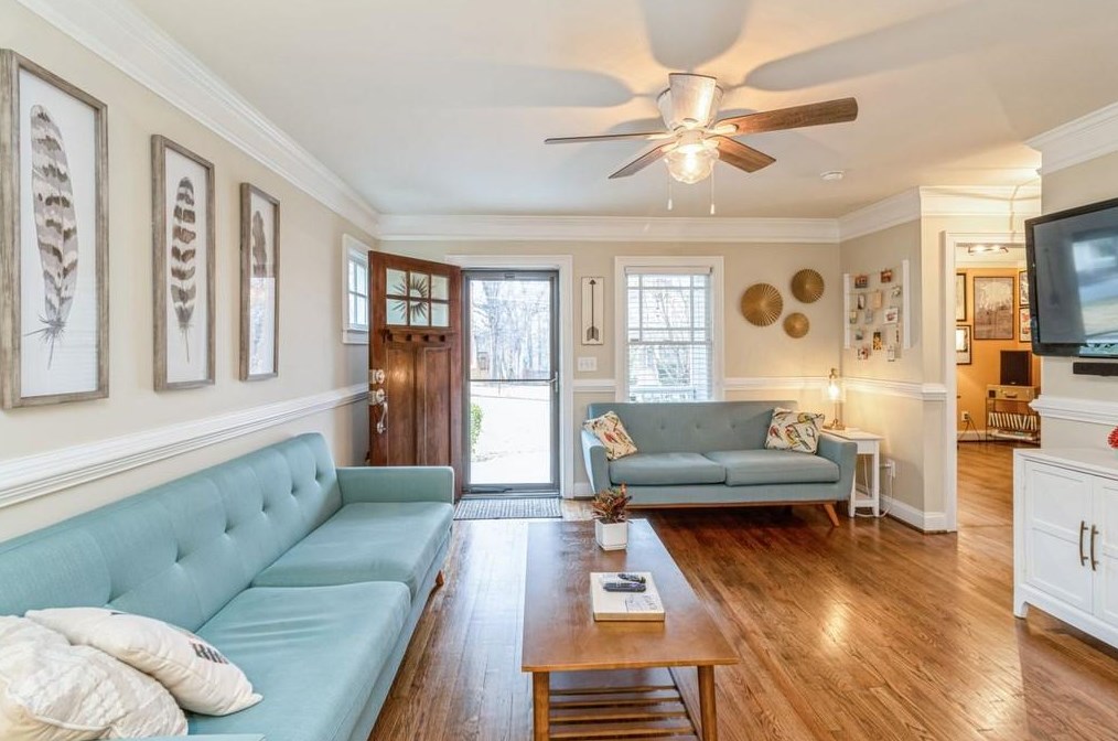 3135 Alston Dr, Decatur GA  30032-3302 exterior