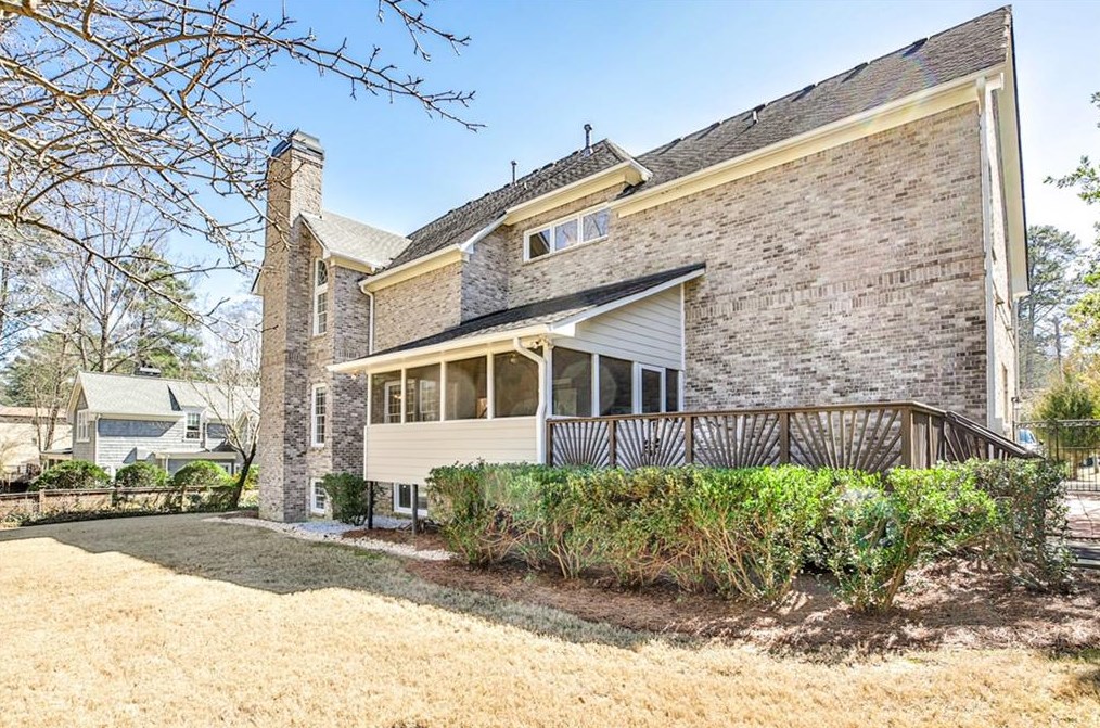 2554 Weigelia Rd, Atlanta GA  30345-3967 exterior