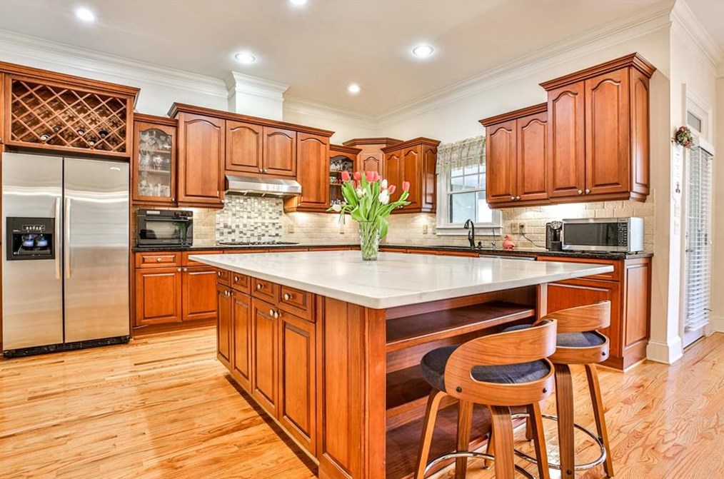2554 Weigelia Rd, Atlanta GA  30345-3967 exterior