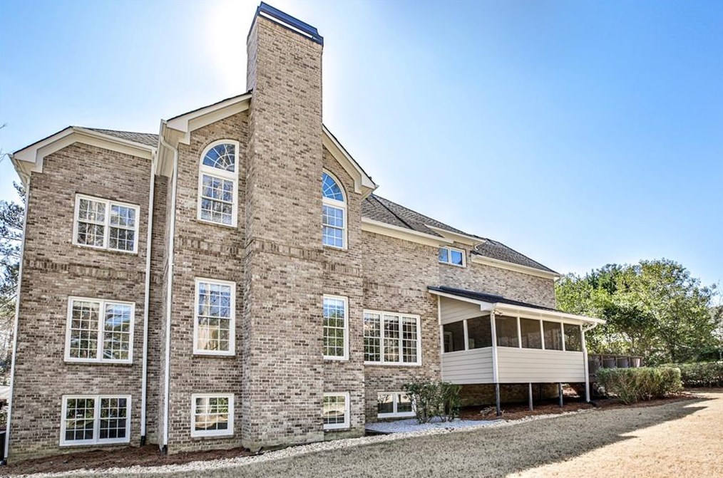 2554 Weigelia Rd, Atlanta GA  30345-3967 exterior