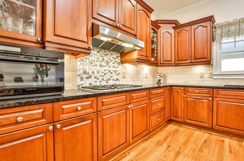 2554 Weigelia Rd, Atlanta GA  30345-3967 exterior