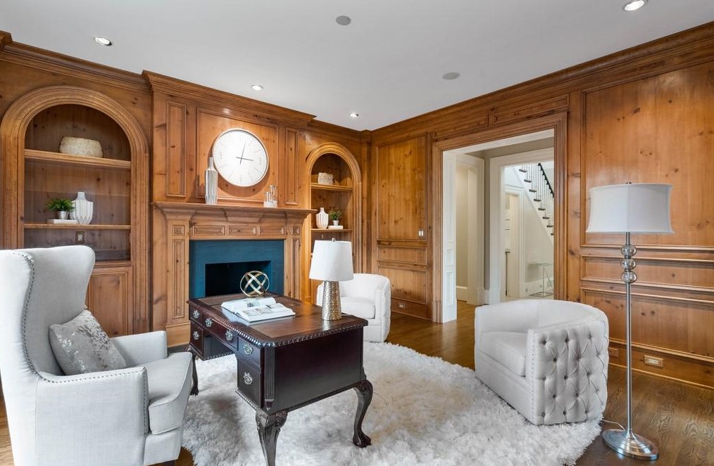 70 Old Ridgewood Pl, Atlanta GA  30327-2462 exterior