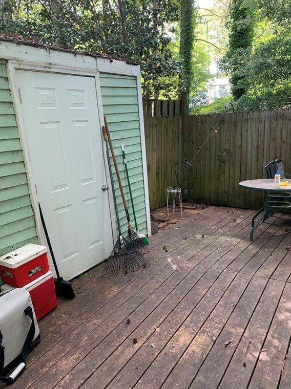 2856 Royal Path Ct, Decatur GA  30030-4185 exterior