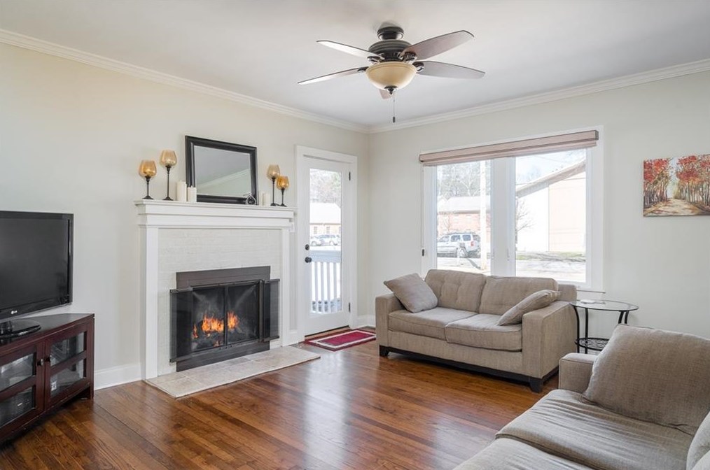 724 Sycamore Dr, Decatur GA 30030-2751 exterior