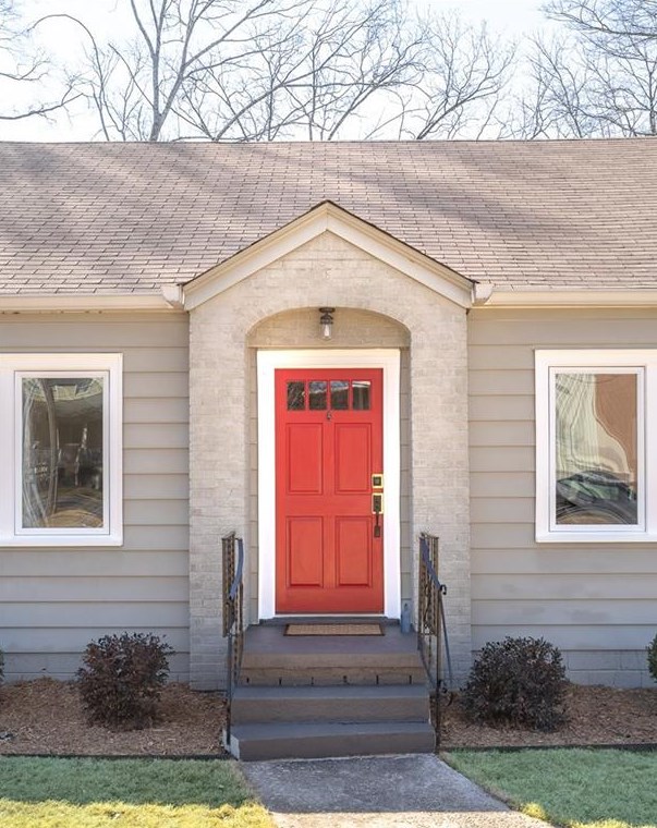 724 Sycamore Dr, Decatur GA  30030-2751 exterior