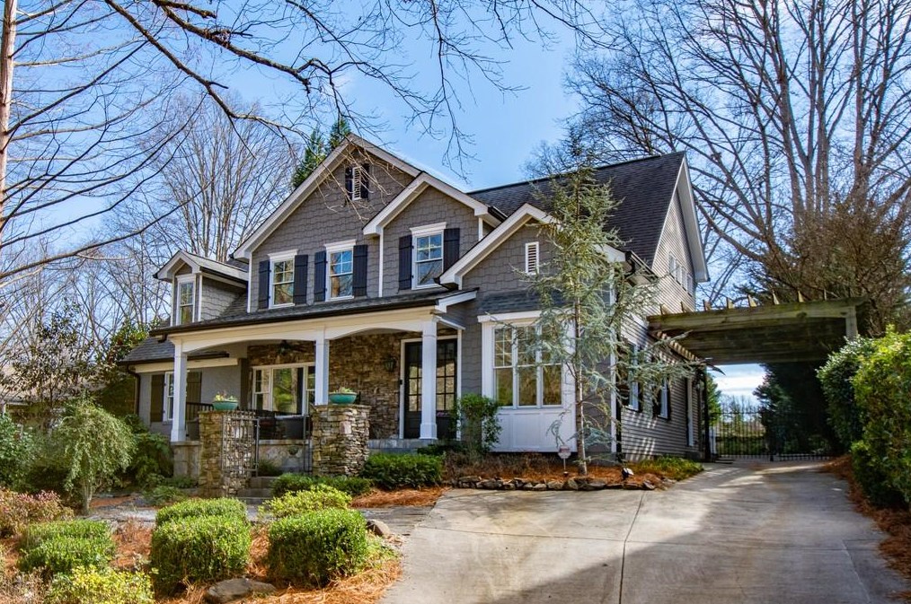 3235 Lavista Rd, Decatur GA  30033-1420 exterior