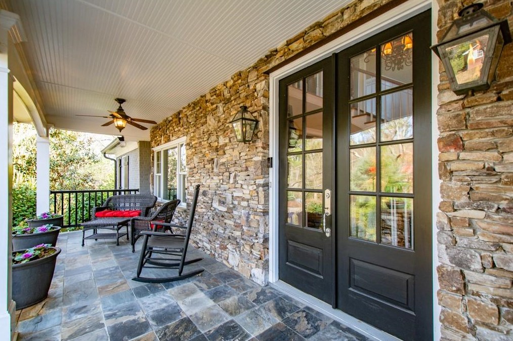 3235 Lavista Rd, Decatur GA  30033-1420 exterior