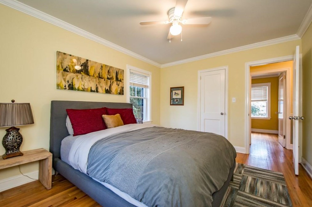 3235 Lavista Rd, Decatur GA  30033-1420 exterior