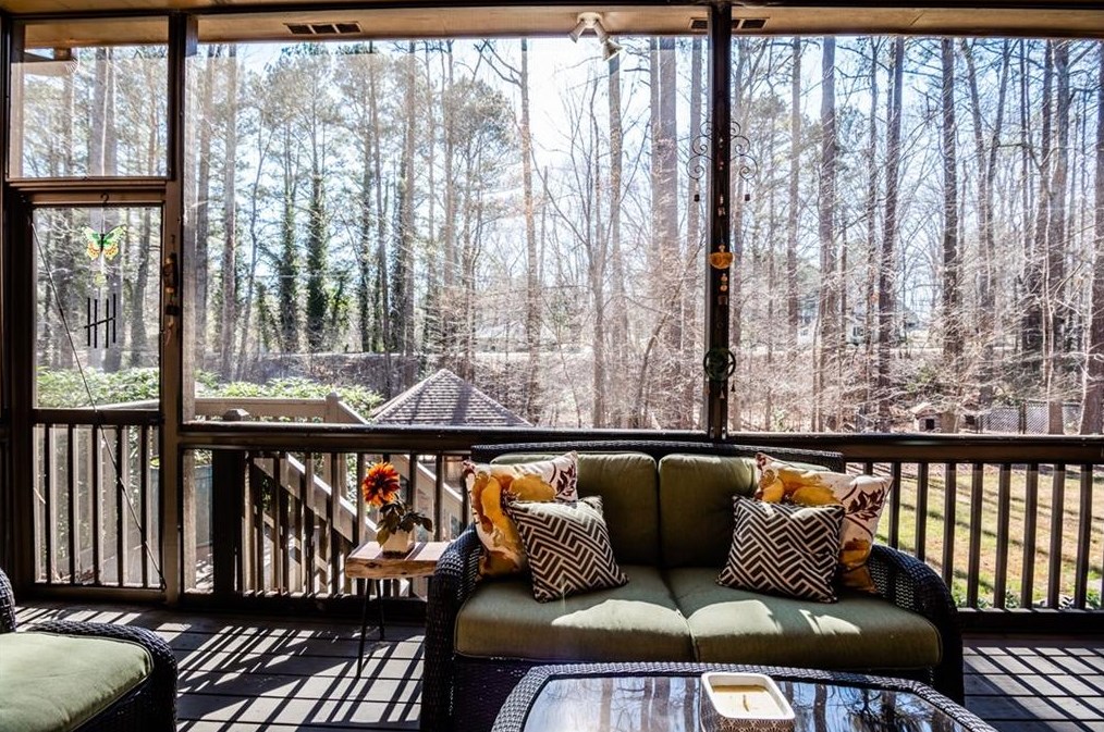 5360 Serenity Ln, Atlanta GA  30349-8765 exterior