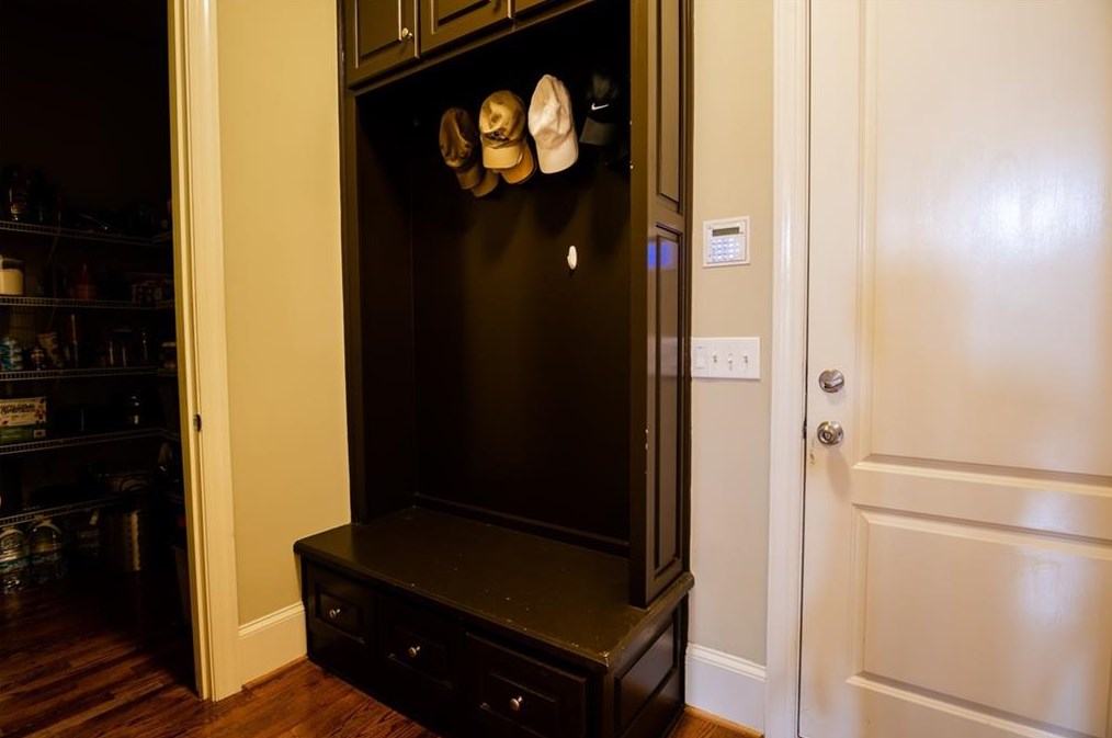 5360 Serenity Ln, Atlanta GA  30349-8765 exterior