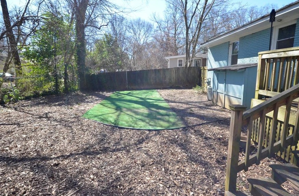 142 Woodbine Cir, Atlanta GA  30317-1930 exterior