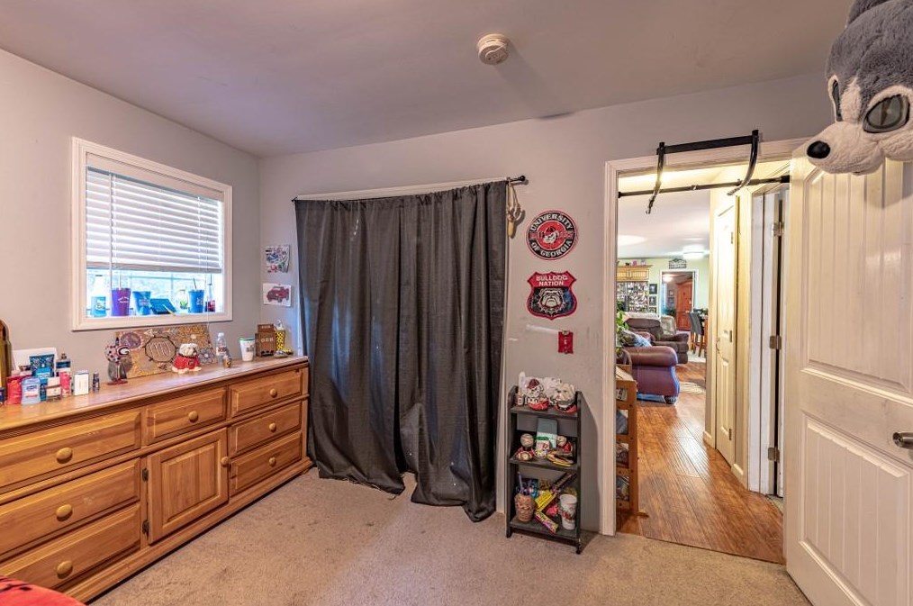 397 Erwin Hl Rd, Calhoun GA 30701-4061 exterior