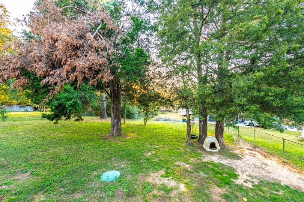 397 Erwin Hl Rd, Calhoun GA 30701-4061 exterior