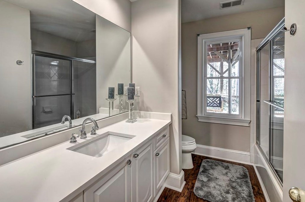 3225 Weston Pl, Atlanta GA  30327-1650 exterior
