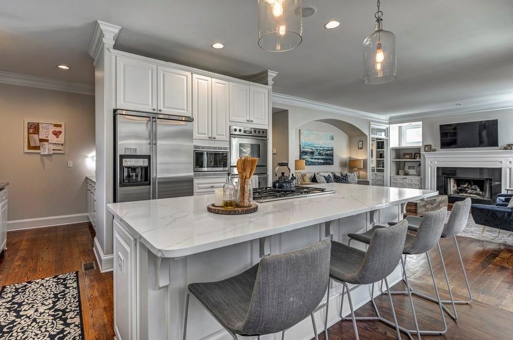 3225 Weston Pl, Atlanta GA  30327-1650 exterior