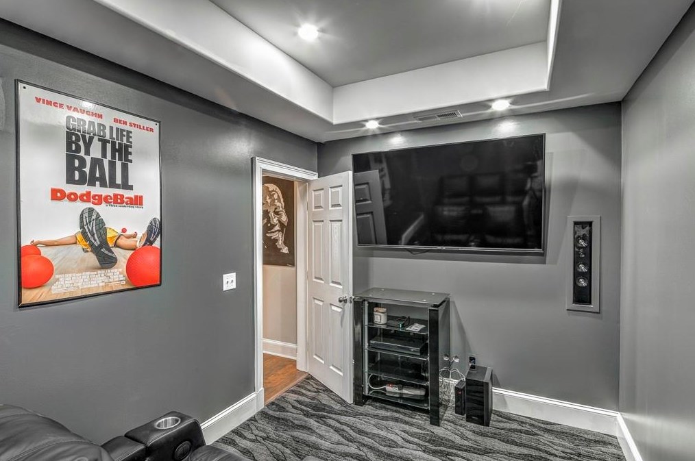 3225 Weston Pl, Atlanta GA  30327-1650 exterior