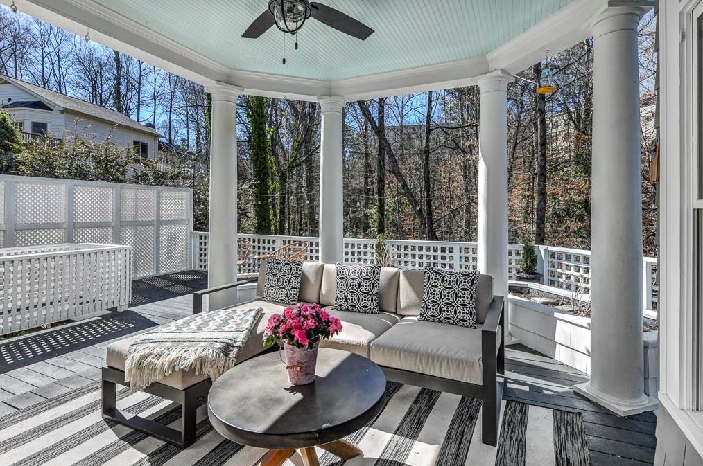 3225 Weston Pl, Atlanta GA  30327-1650 exterior