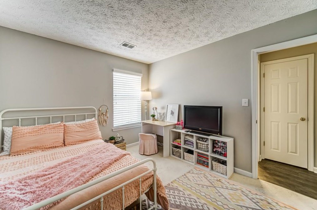 235 Preston Oaks Dr, Alpharetta GA 30022-7660 exterior