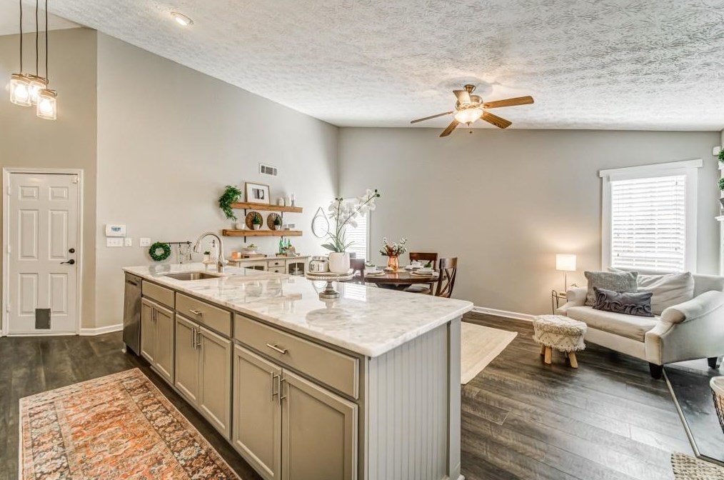 235 Preston Oaks Dr, Alpharetta GA 30022-7660 exterior