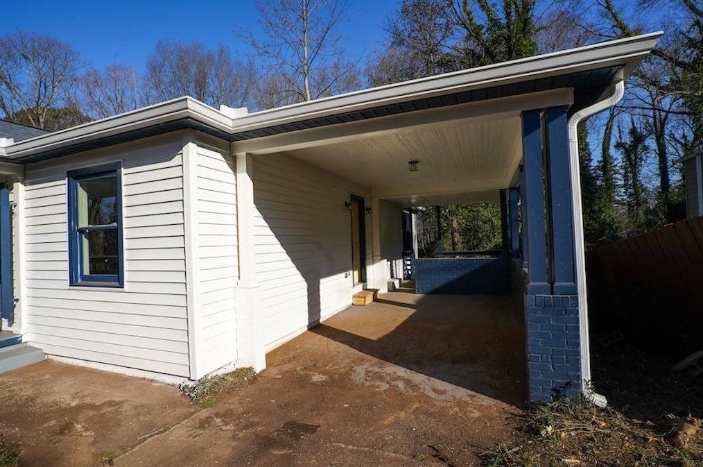 2027 Neely Ave, Atlanta GA 30344-3149 exterior