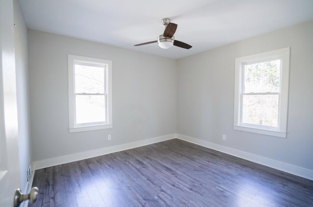 2027 Neely Ave, Atlanta GA 30344-3149 exterior