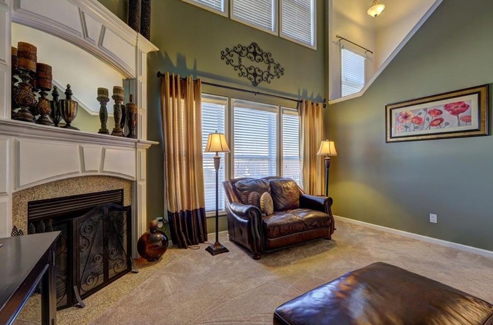 3770 Up Park Dr, Atlanta GA  30349-8747 exterior