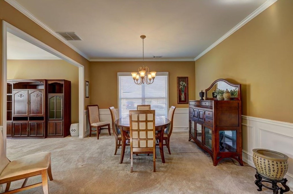 3770 Up Park Dr, Atlanta GA  30349-8747 exterior