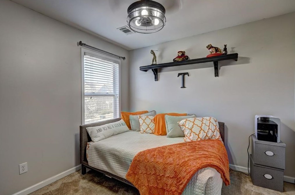 3770 Up Park Dr, Atlanta GA  30349-8747 exterior