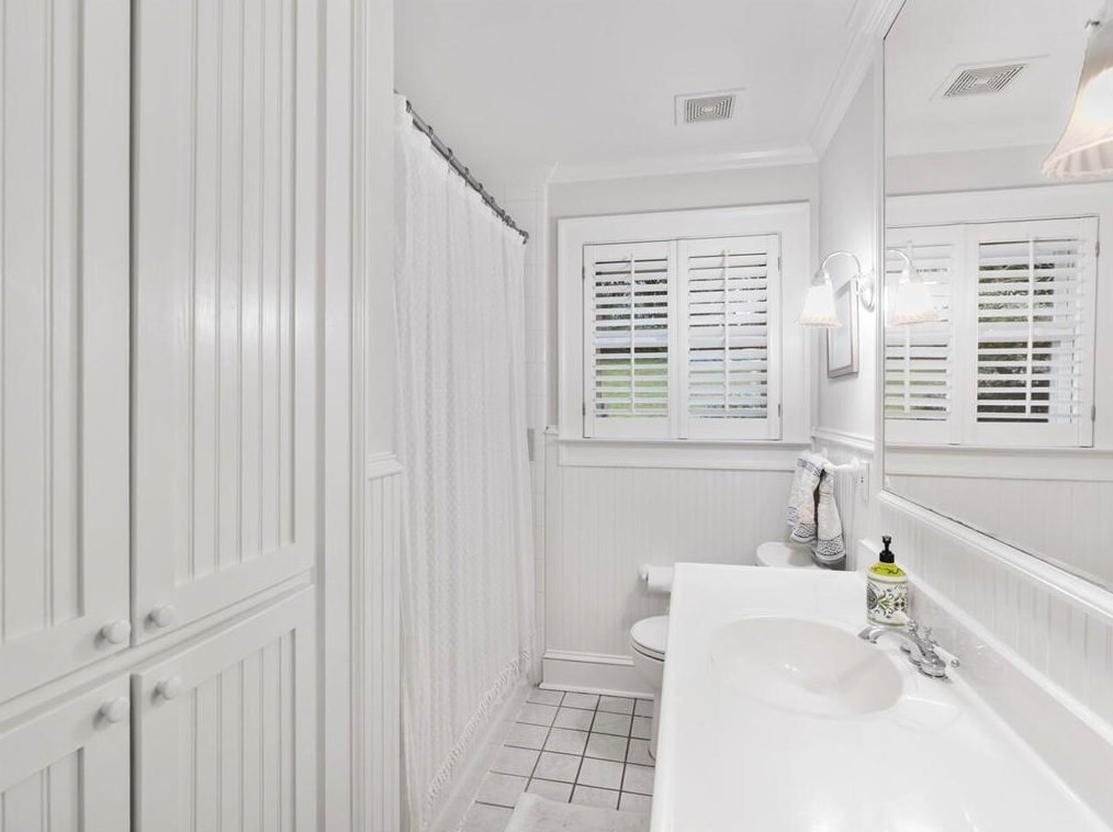 382 Vly Brk Dr, Atlanta GA 30349-1919 exterior