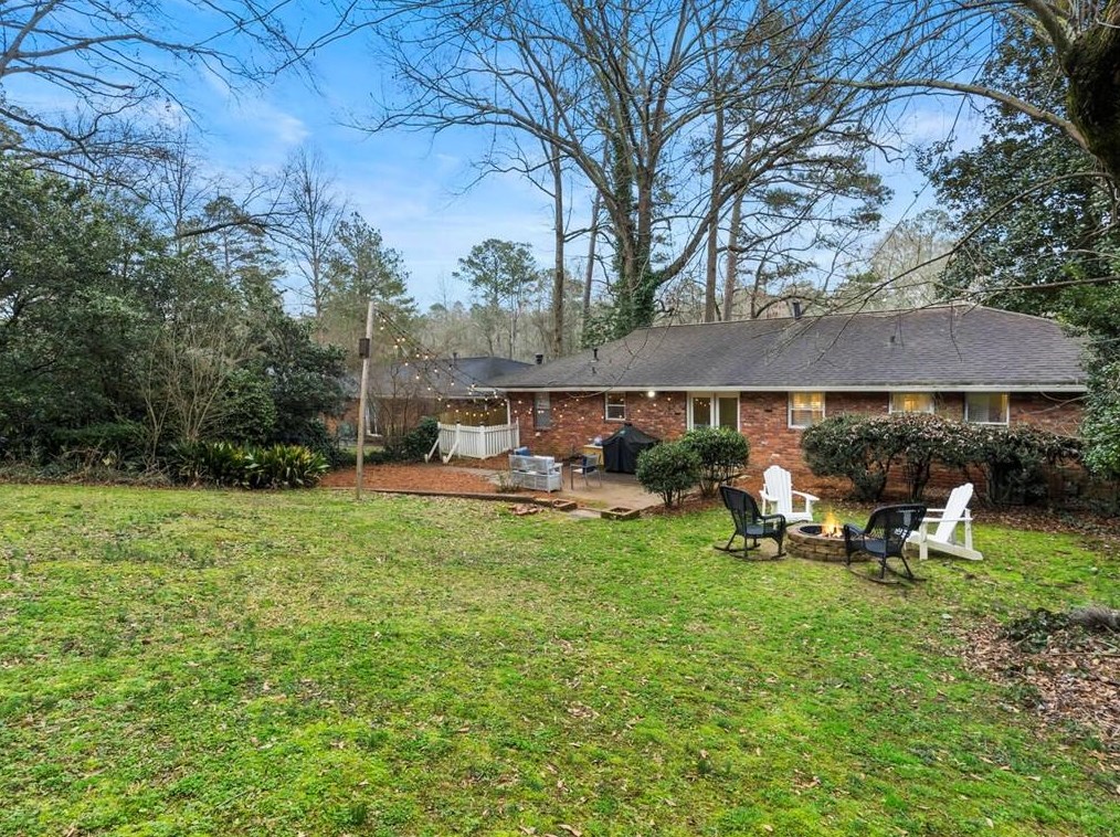 382 Vly Brk Dr, Atlanta GA 30349-1919 exterior