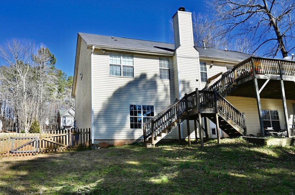557 Victorian Cir, Dallas GA 30157-8250 exterior