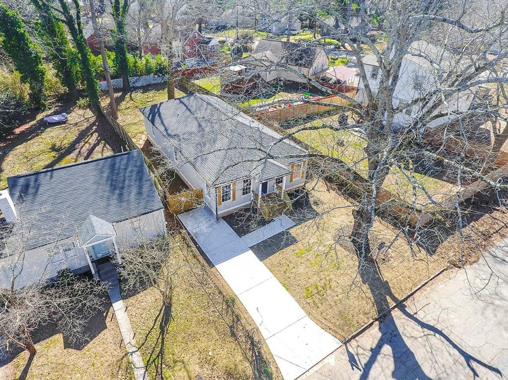 2541 Eastwood Dr, Decatur GA 30032-3223 exterior