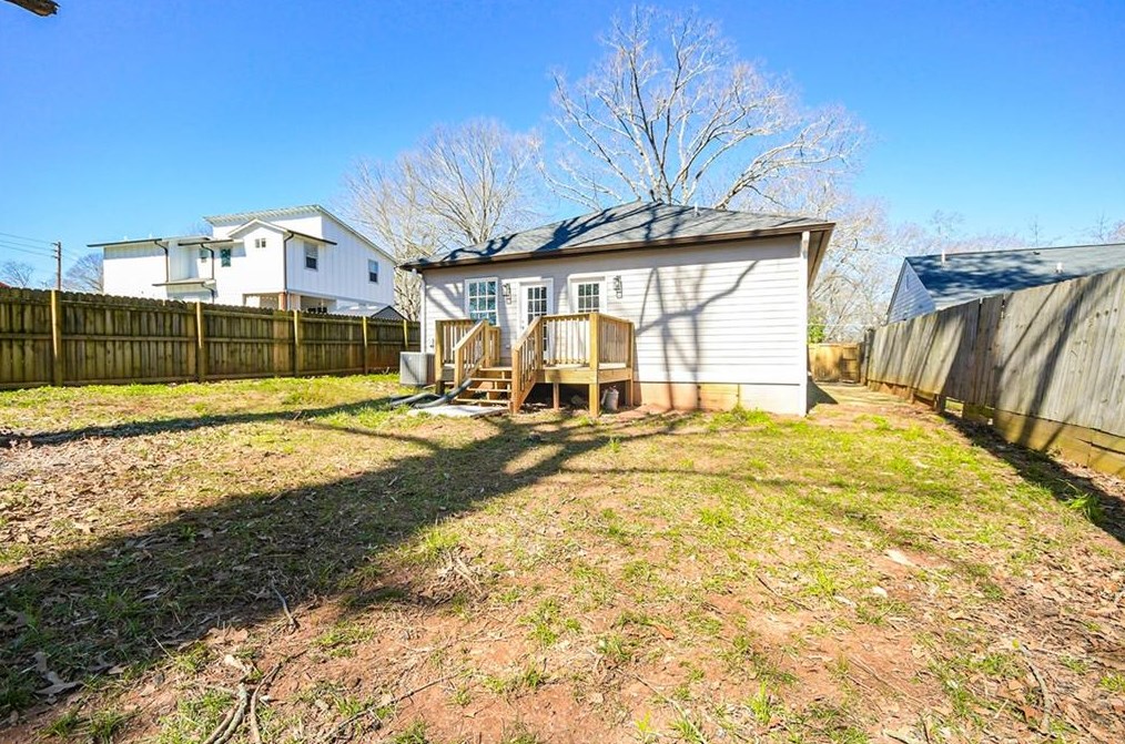 2541 Eastwood Dr, Decatur GA 30032-3223 exterior