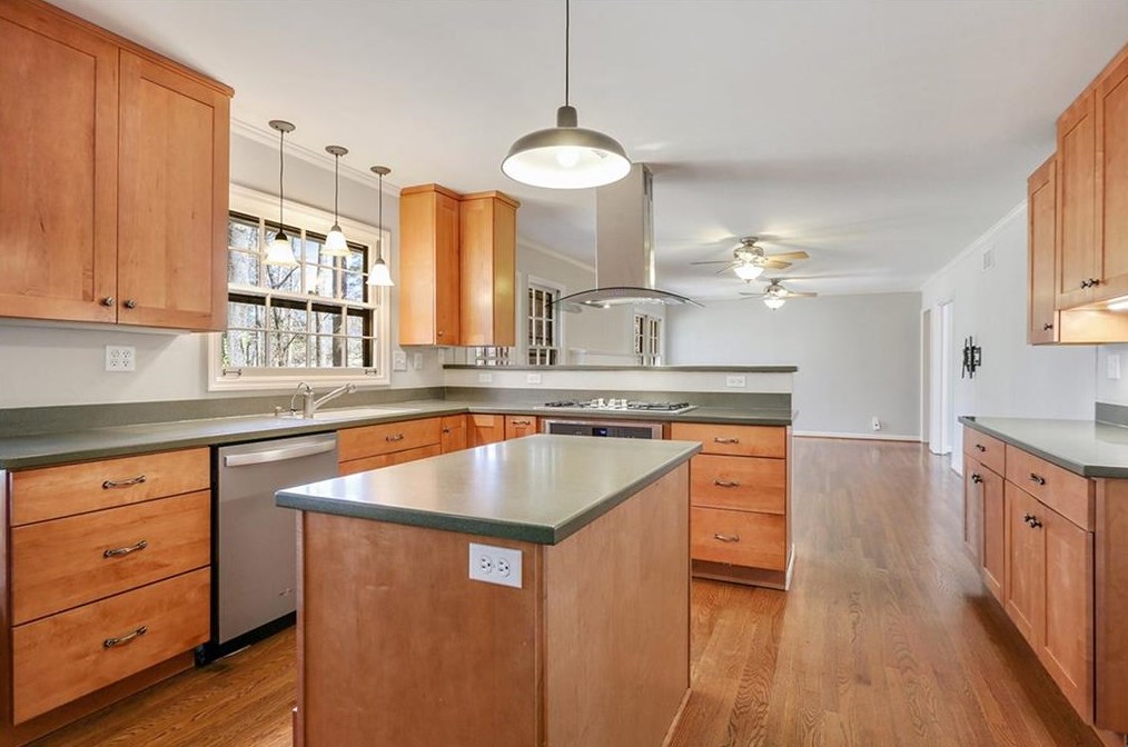 3168 Smoketree Rd, Atlanta GA 30345-1508 exterior