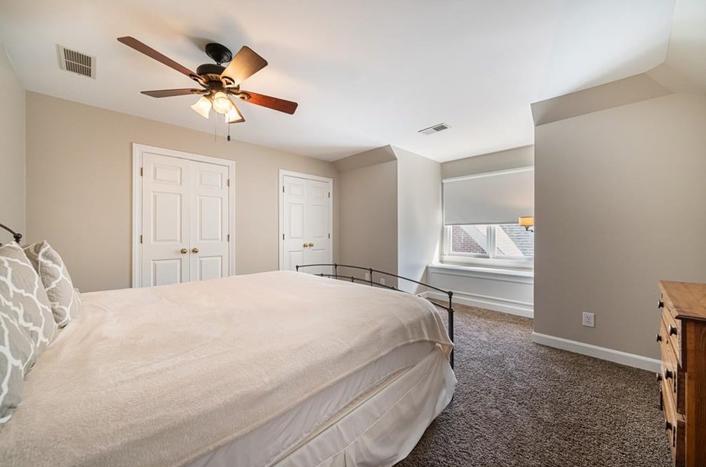 215 Windsor Gate Cv, Atlanta GA  30342-2864 exterior