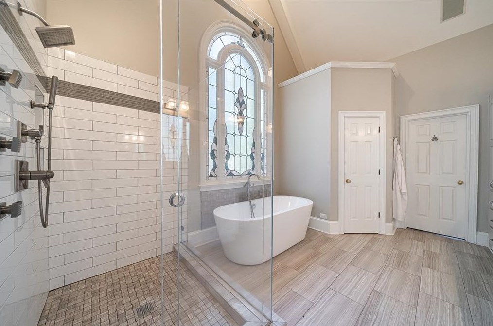 215 Windsor Gate Cv, Atlanta GA  30342-2864 exterior