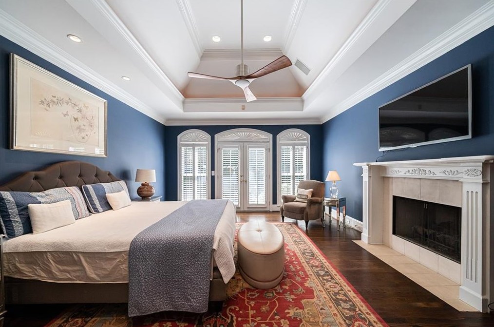 215 Windsor Gate Cv, Atlanta GA  30342-2864 exterior