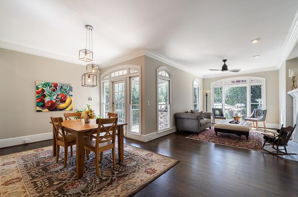 215 Windsor Gate Cv, Atlanta GA  30342-2864 exterior