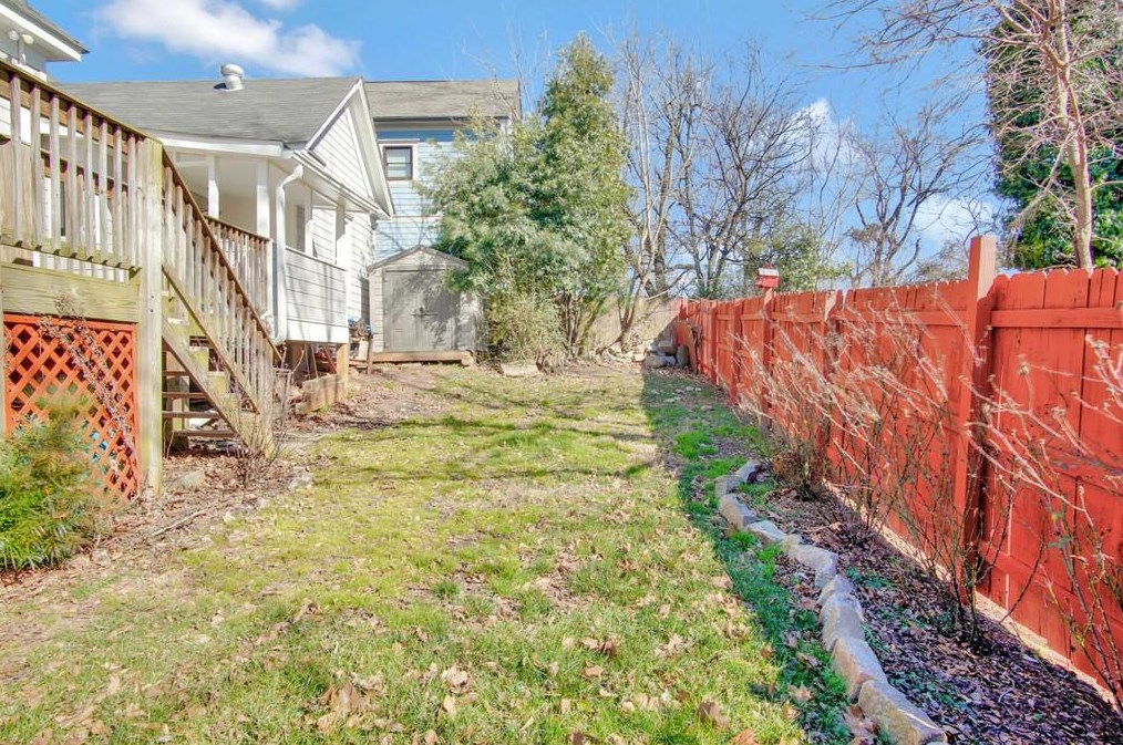 225 Woodward Ave, Atlanta GA  30312-2240 exterior