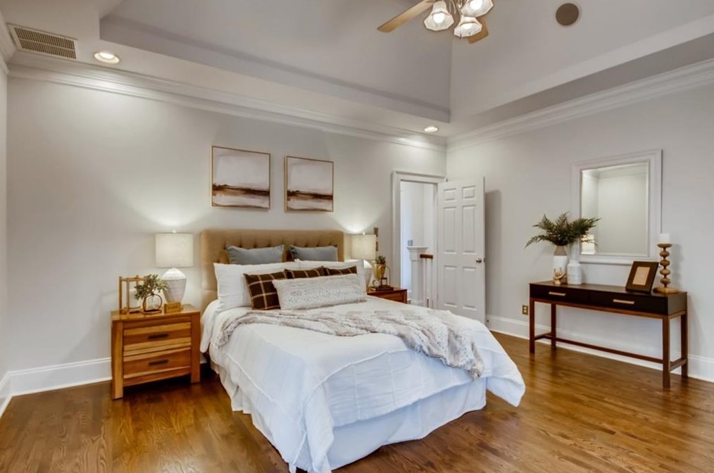 46 Oakridge Ave, Atlanta GA  30317-3319 exterior