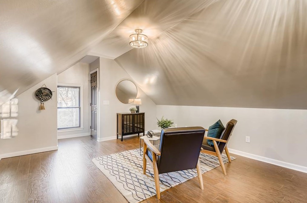 46 Oakridge Ave, Atlanta GA  30317-3319 exterior