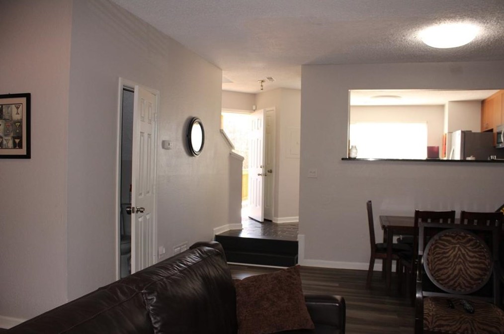 4258 Cabretta Dr, Smyrna GA exterior