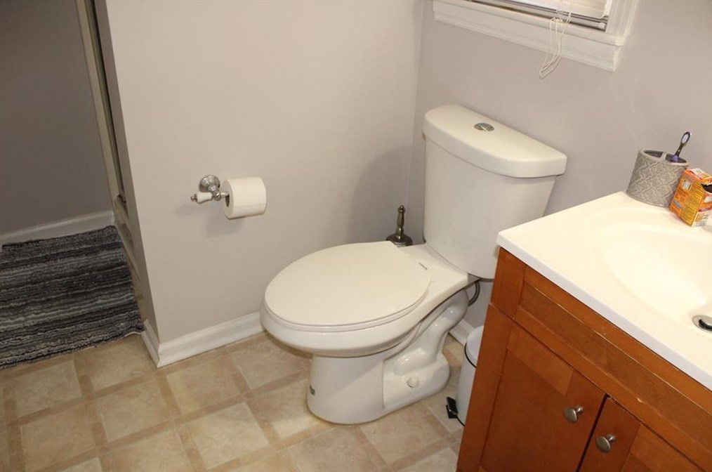 4258 Cabretta Dr, Smyrna GA exterior