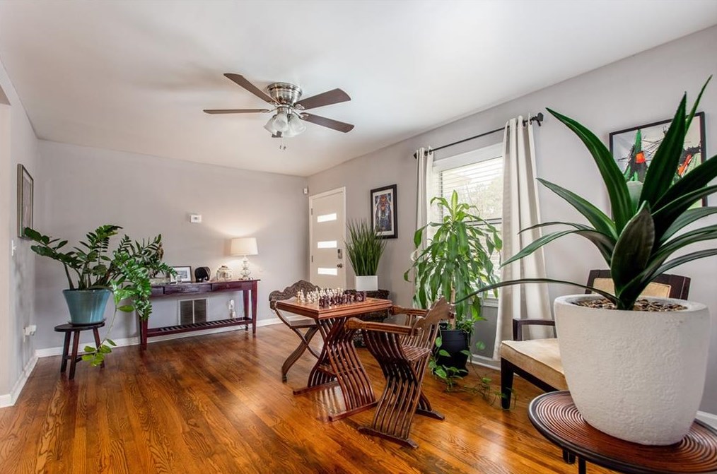 1508 Woodfern Dr, Decatur GA  30030-4533 exterior