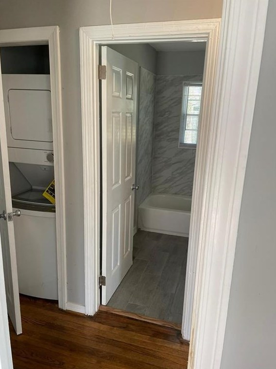 1355 Northwest Dr, Atlanta GA  30318-3846 exterior