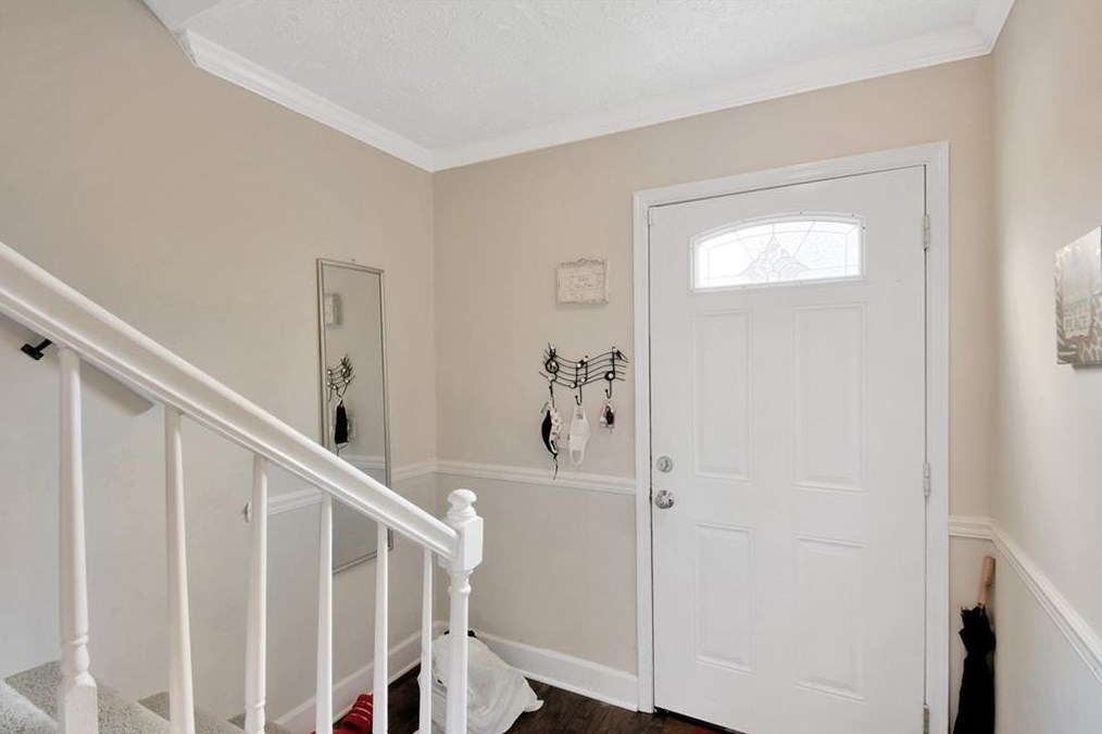 1902 Shenandoah Vly Ln, Smyrna GA  30080-8108 exterior