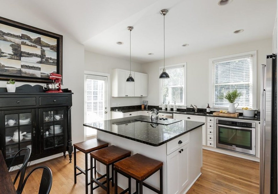 227 Woodlawn Ave, Decatur GA 30030-2312 exterior